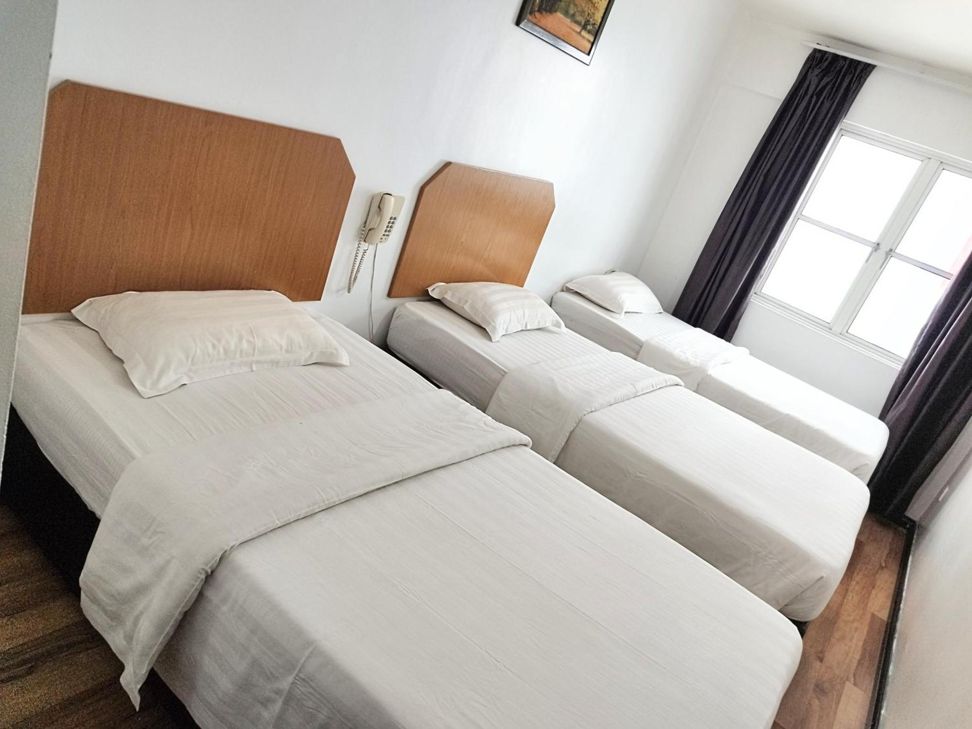 Marine Bay Hotel Sandakan Extérieur photo